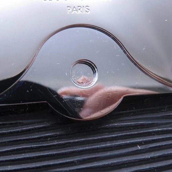 LOUIS VUITTON Cluny Size BB Epi Leather Noir - Picture 11 of 16